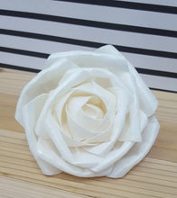 Load image into Gallery viewer, Love Rose - 3&quot;