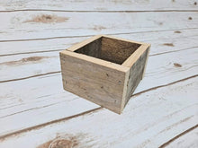 Load image into Gallery viewer, 4&quot; Reclaimed Centerpiece Box
